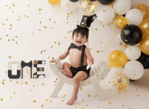 Austin Baby Photographer one year boy cake smash