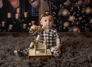 2023 Holiday Milestone Sessions