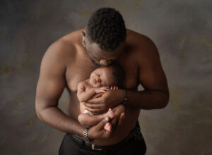 Special newborn offer from Austin Newborn Photographer Dazzling Light Photography